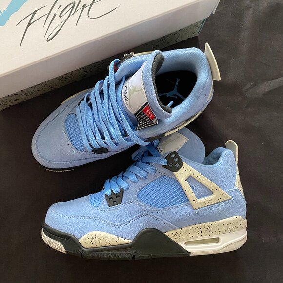 Jordan Other - Jordan Air 4 Mens Mid Top Sneakers University Blue
